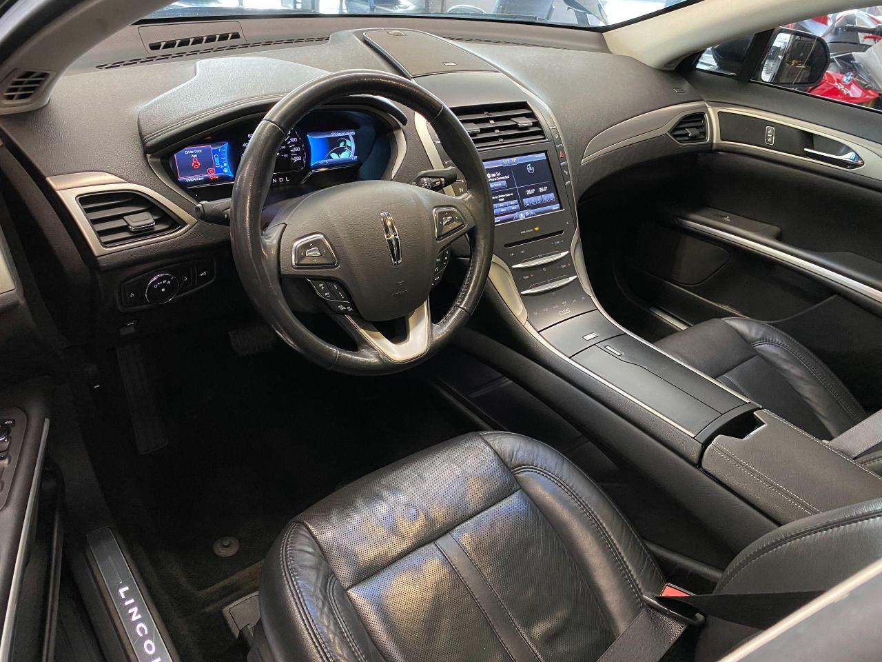 2014 Lincoln MKZ Hybrid+Adaptive Cruise+LaneKeep+Roof+CLEAN CARFAX Photo17