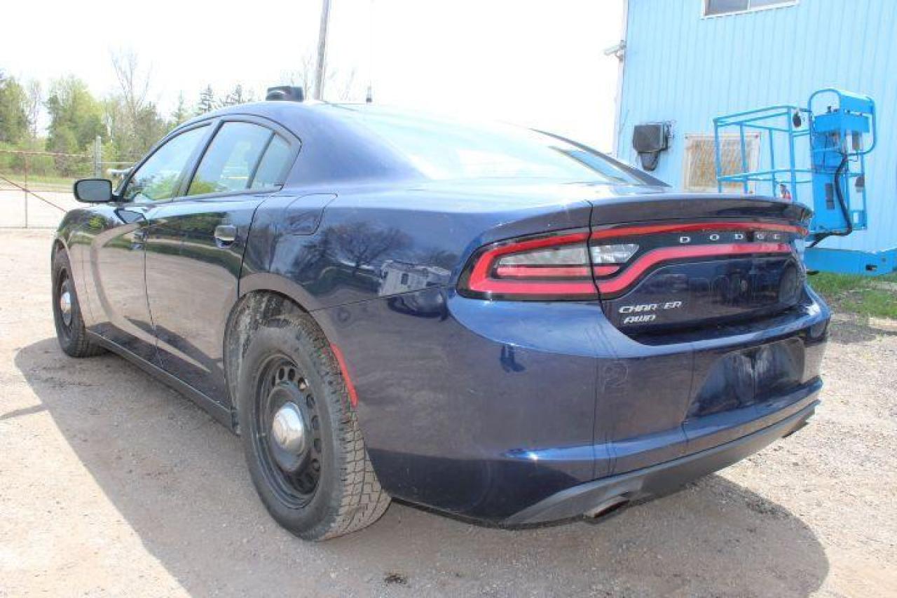 2017 Dodge Charger Police Photo3