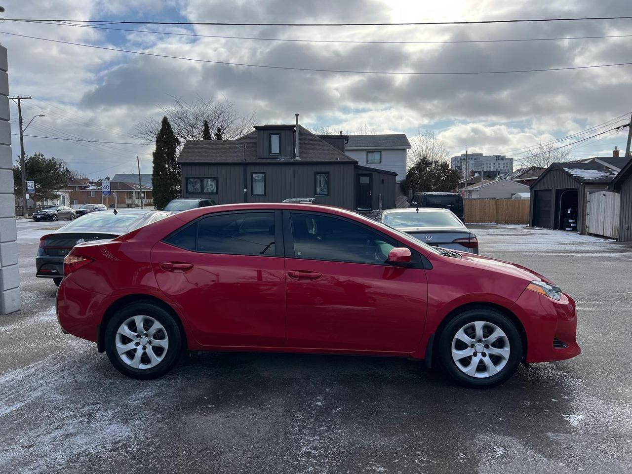 2017 Toyota Corolla LE Photo