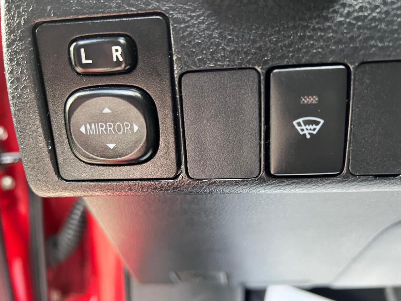 2017 Toyota Corolla LE Photo