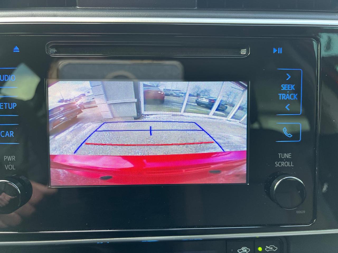 2017 Toyota Corolla LE Photo