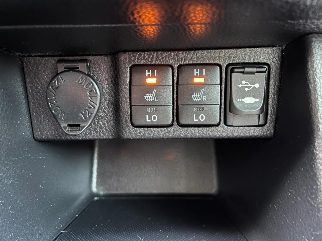 2017 Toyota Corolla LE Photo