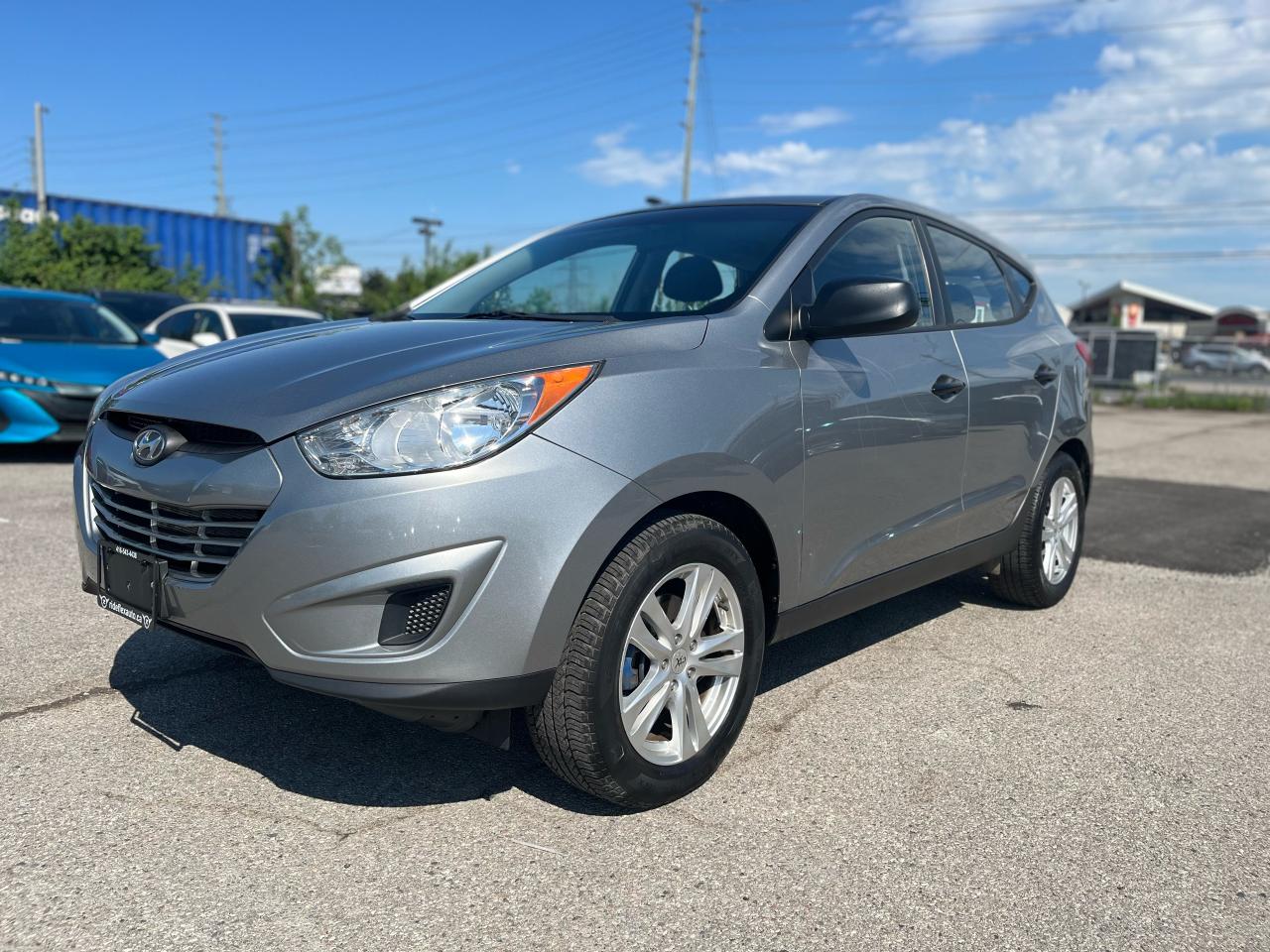 2012 Hyundai Tucson GL - Photo #1