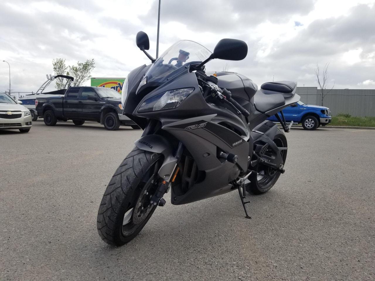 Used 2016 Yamaha YZF-R6 Sport for sale in Calgary, AB