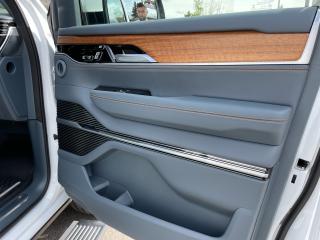 2022 Jeep Grand Wagoneer Grand Wagoneer II Active Drive Night Vision - Photo #13