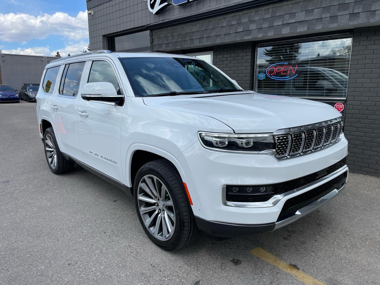 2022 Jeep Grand Wagoneer Obsidian 4WD