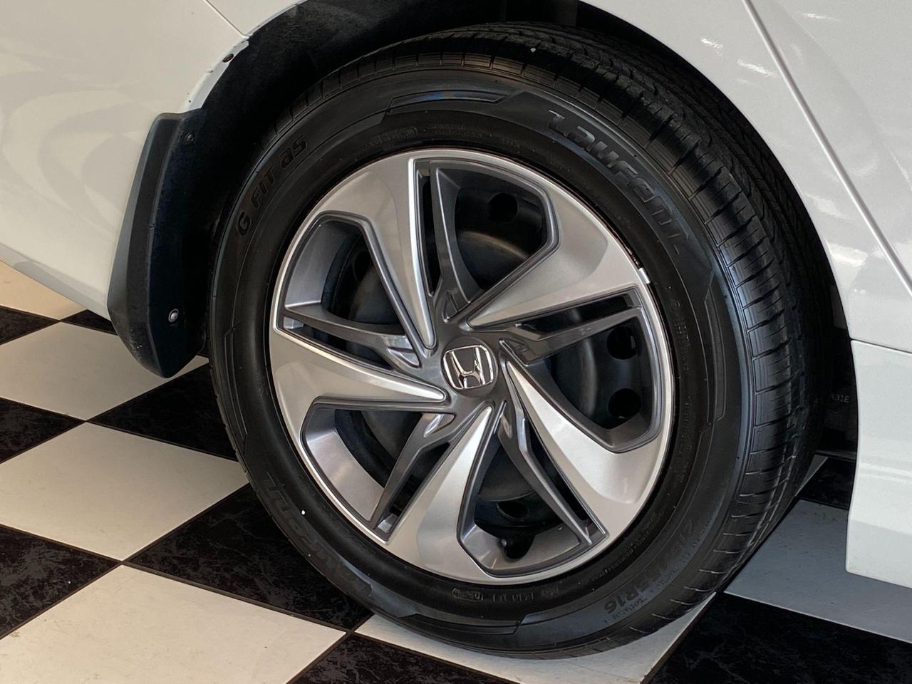 2019 Honda Civic LX+LaneKeep+Adaptive Cruise+ApplePlay+CLEAN CARFAX Photo55