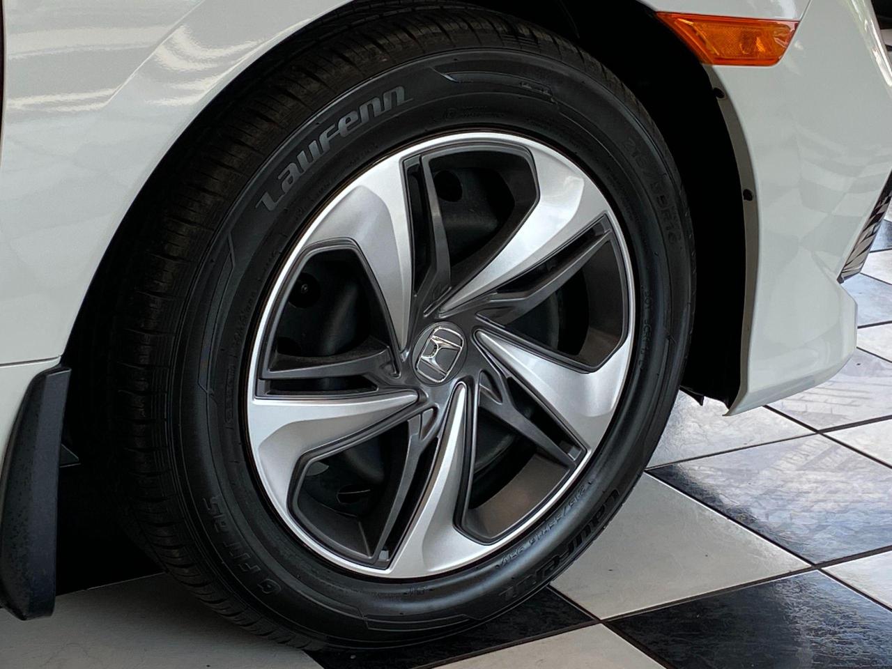 2019 Honda Civic LX+LaneKeep+Adaptive Cruise+ApplePlay+CLEAN CARFAX Photo121