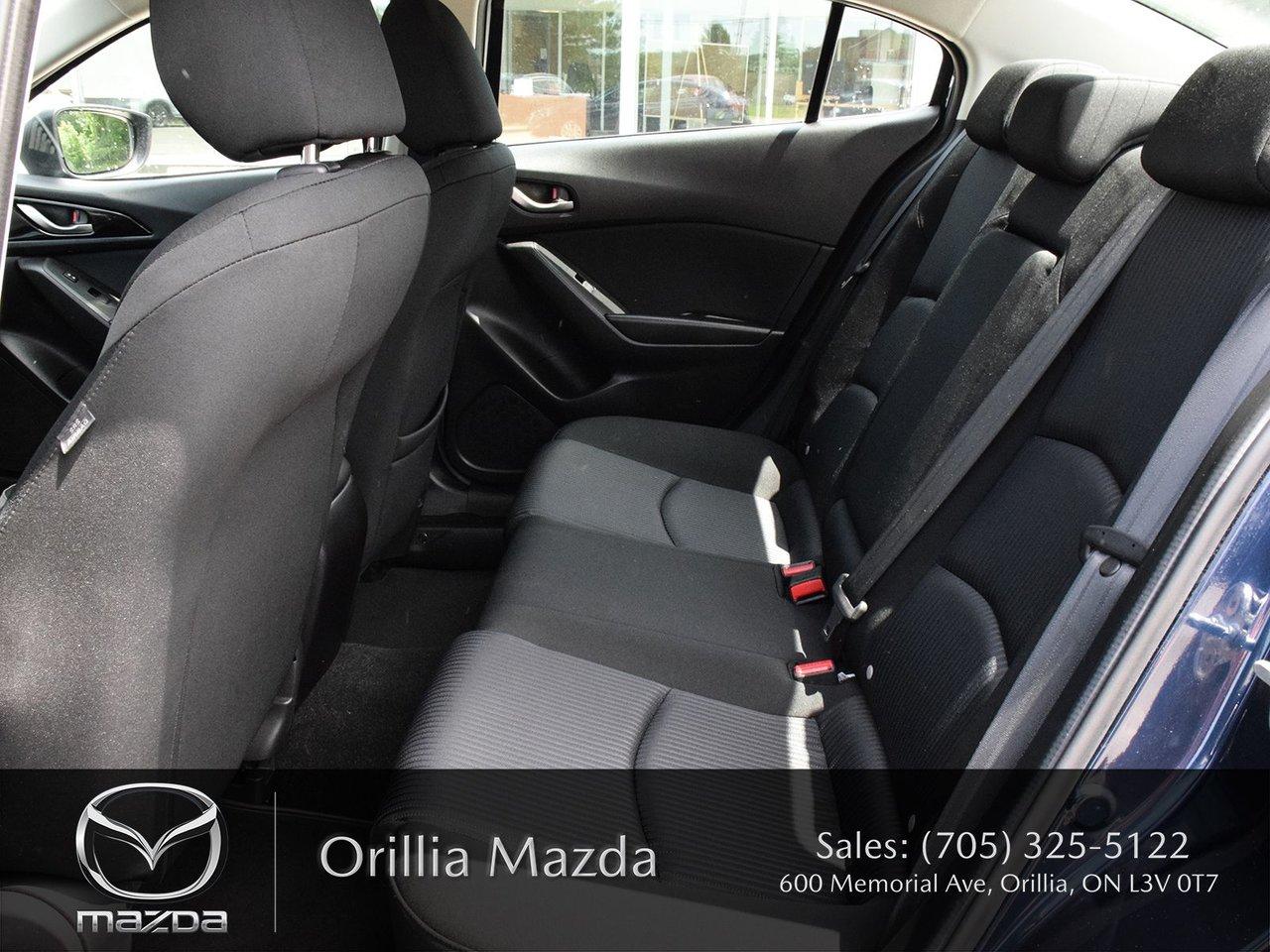 2016 Mazda MAZDA3 GS Photo