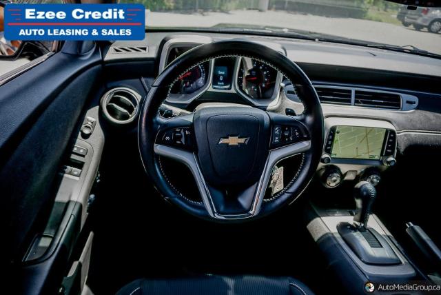 2015 Chevrolet Camaro 1LT Photo16