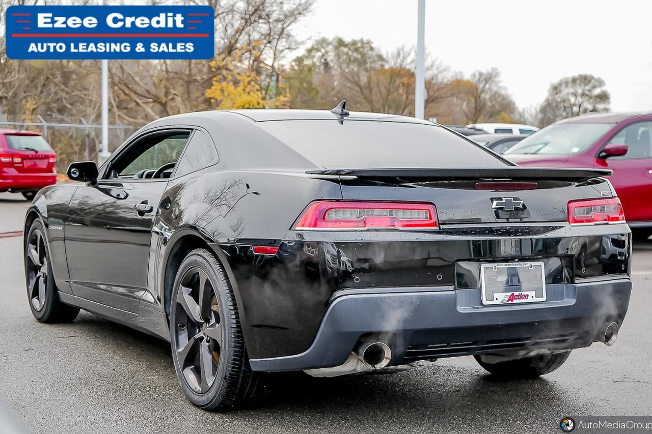 2015 Chevrolet Camaro 1LT Photo35