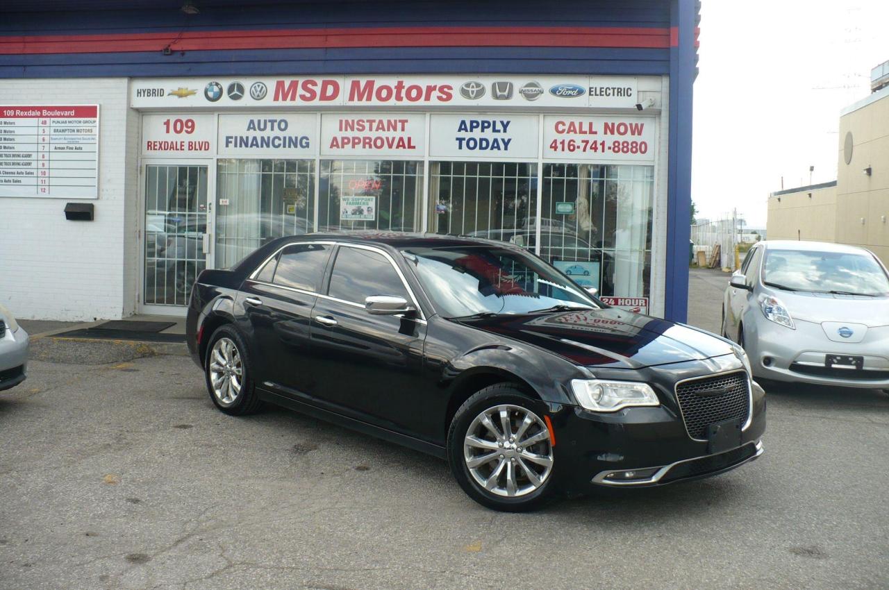 2017 Chrysler 300 4dr Sdn 300C AWD LEATHER/NAVI/ROOF/ALLOY