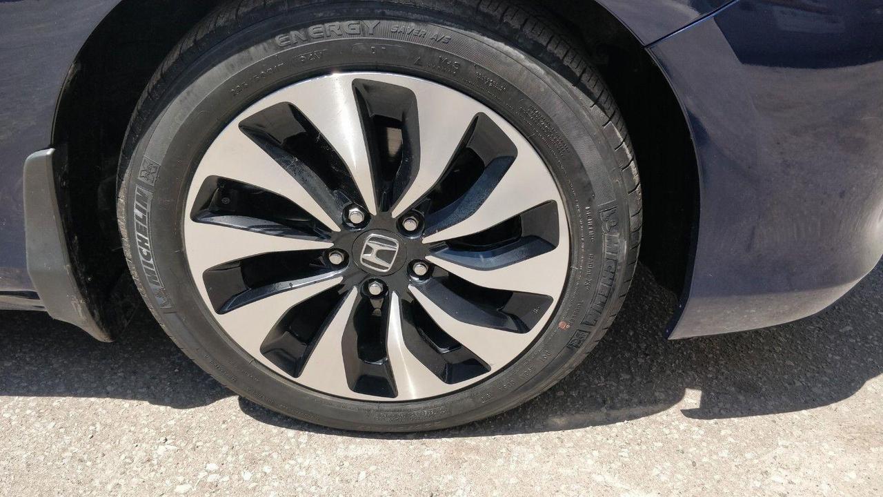 2014 Honda Accord Hybrid Touring • No Accidents! • Amazing Economy! Photo