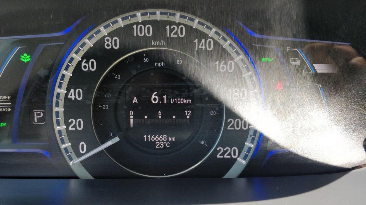 2014 Honda Accord Hybrid Touring • No Accidents! • Amazing Economy! - Photo #18