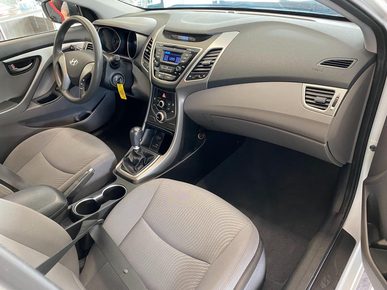 2014 Hyundai Elantra A/C - Photo #19