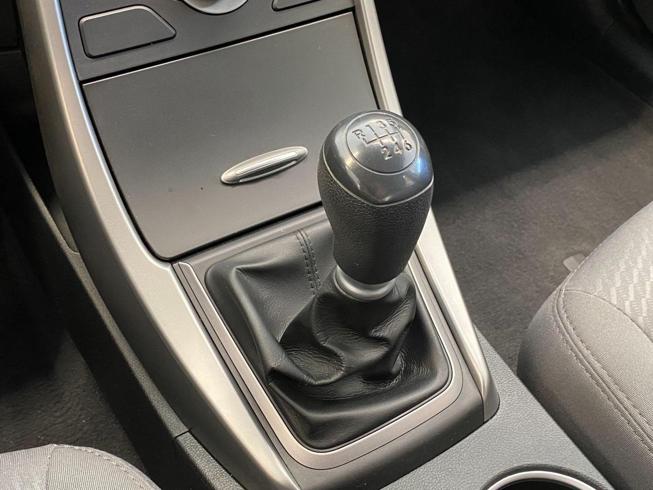 2014 Hyundai Elantra A/C Photo29