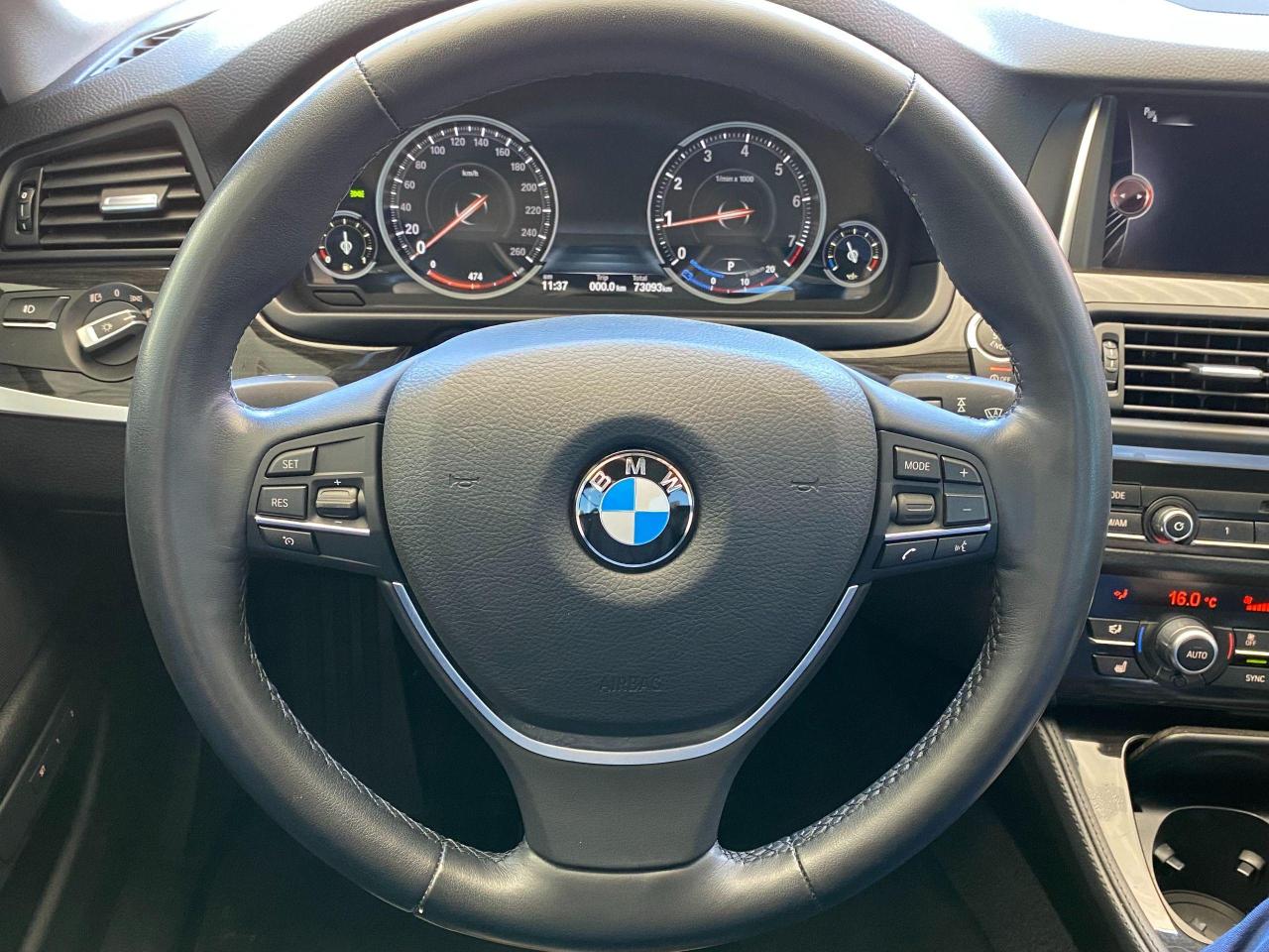 2016 BMW 5 Series 528i xDrive AWD+Sensors+Tinted+Xenons+CLEAN CARFAX - Photo #8