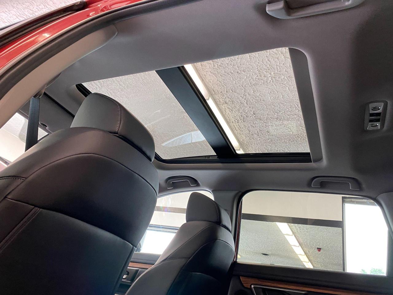 2017 Honda CR-V Touring AWD+GPS+Pano Roof+ApplePlay+CLEAN CARFAX - Photo #12