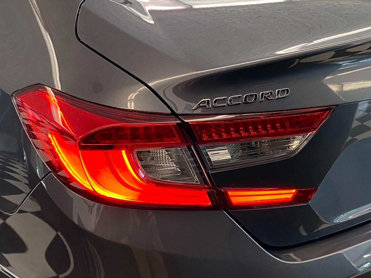 2018 Honda Accord EX-L+Roof+GPS+Leather+LEDs+ApplePlay+CLEAN CARFAX - Photo #65