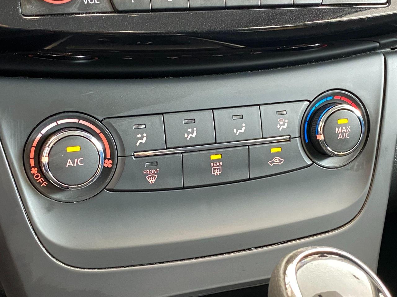 2016 Nissan Sentra SV+Camera+Bluetooth+Heated Seats+Push Start Photo34