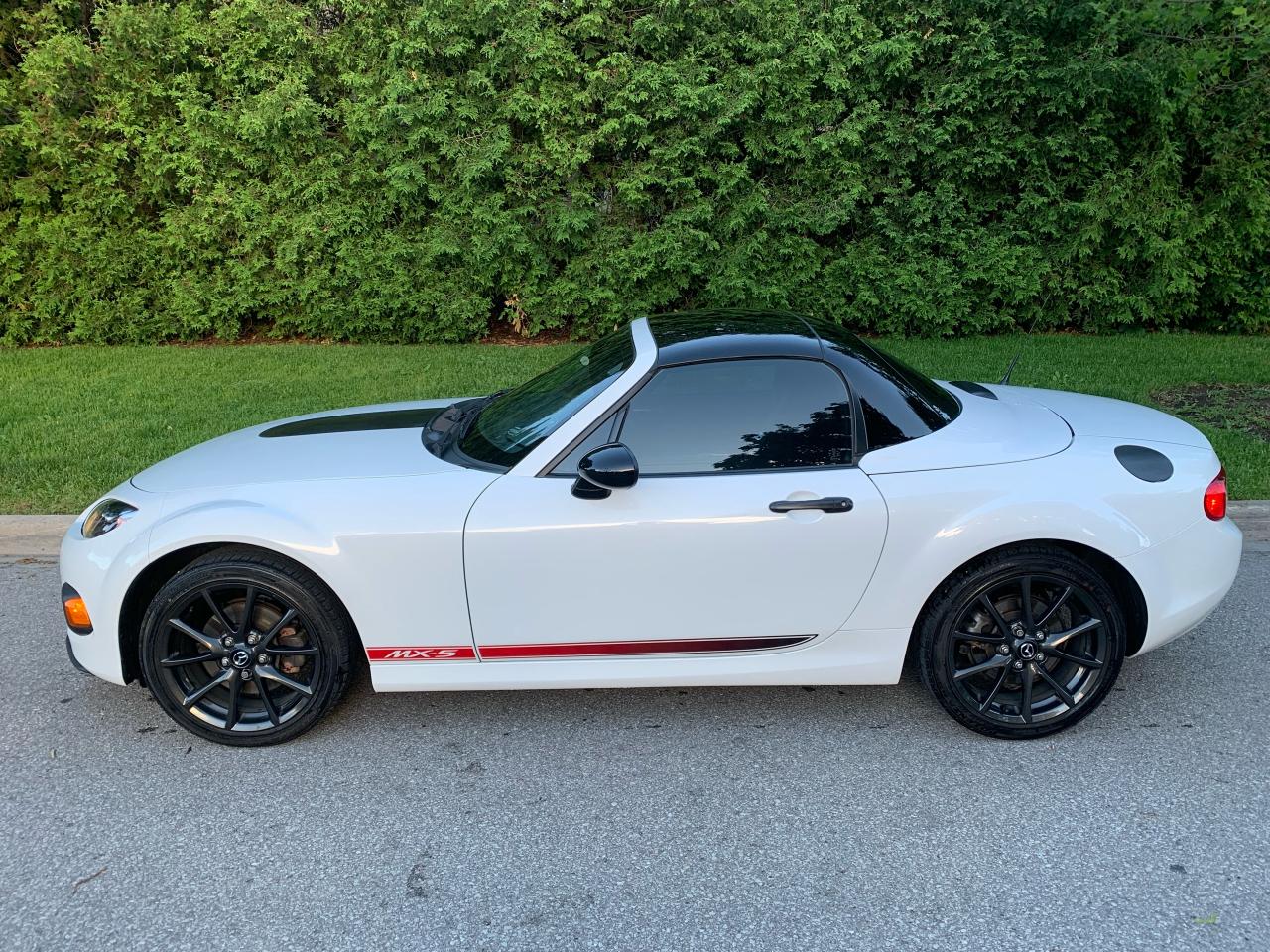 2015 Mazda Miata MX-5 "CLUB-GS"- Convertible Hardtop-6 speed-1 OWNER! - Photo #1