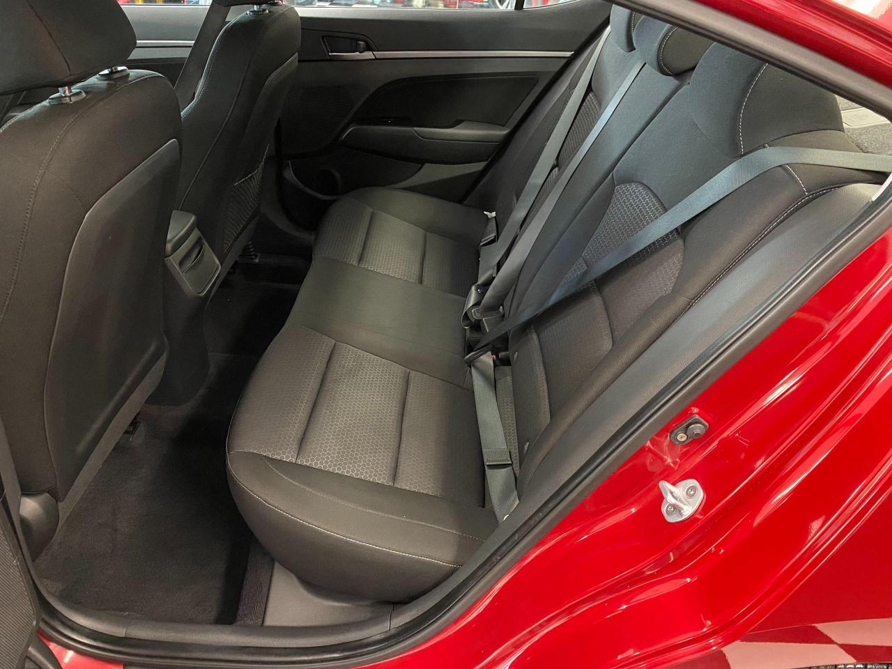 2017 Hyundai Elantra GL+ApplePlay+Camera+Blind Spot+Heated Steering - Photo #23