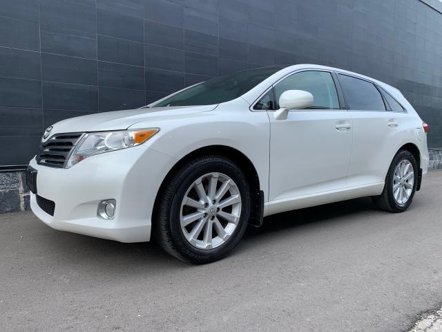 2011 Toyota Venza AWD 4Cylinder XLE No Accidents - Leather - Pano