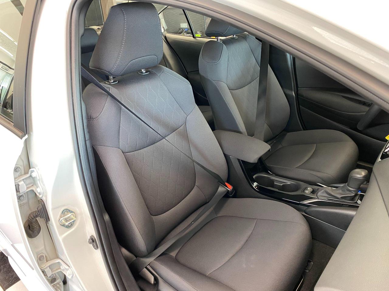 2020 Toyota Corolla LE+Camera+Apple Play+New Tires+CLEAN CARFAX - Photo #22