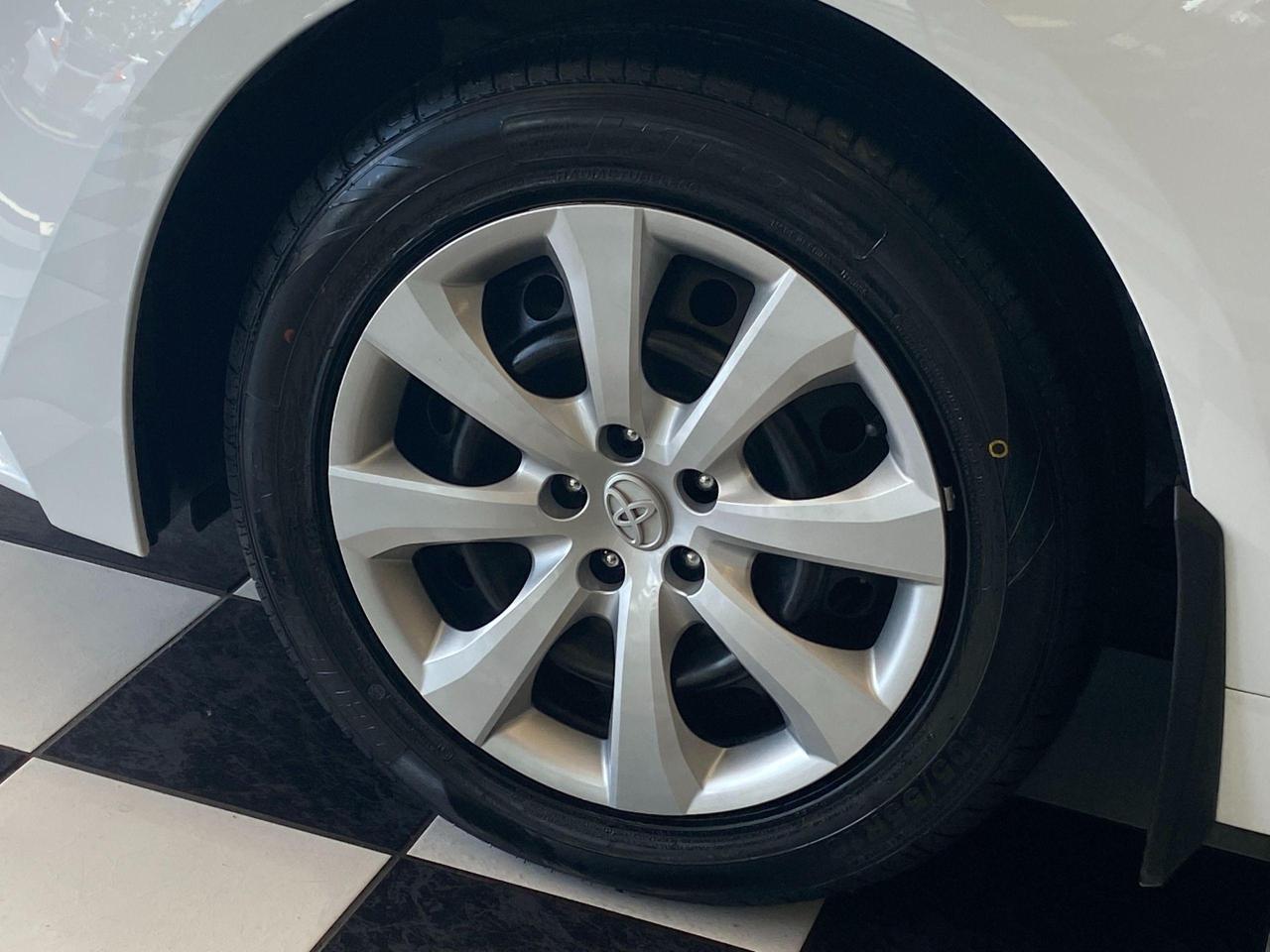 2020 Toyota Corolla LE+Camera+Apple Play+New Tires+CLEAN CARFAX - Photo #55