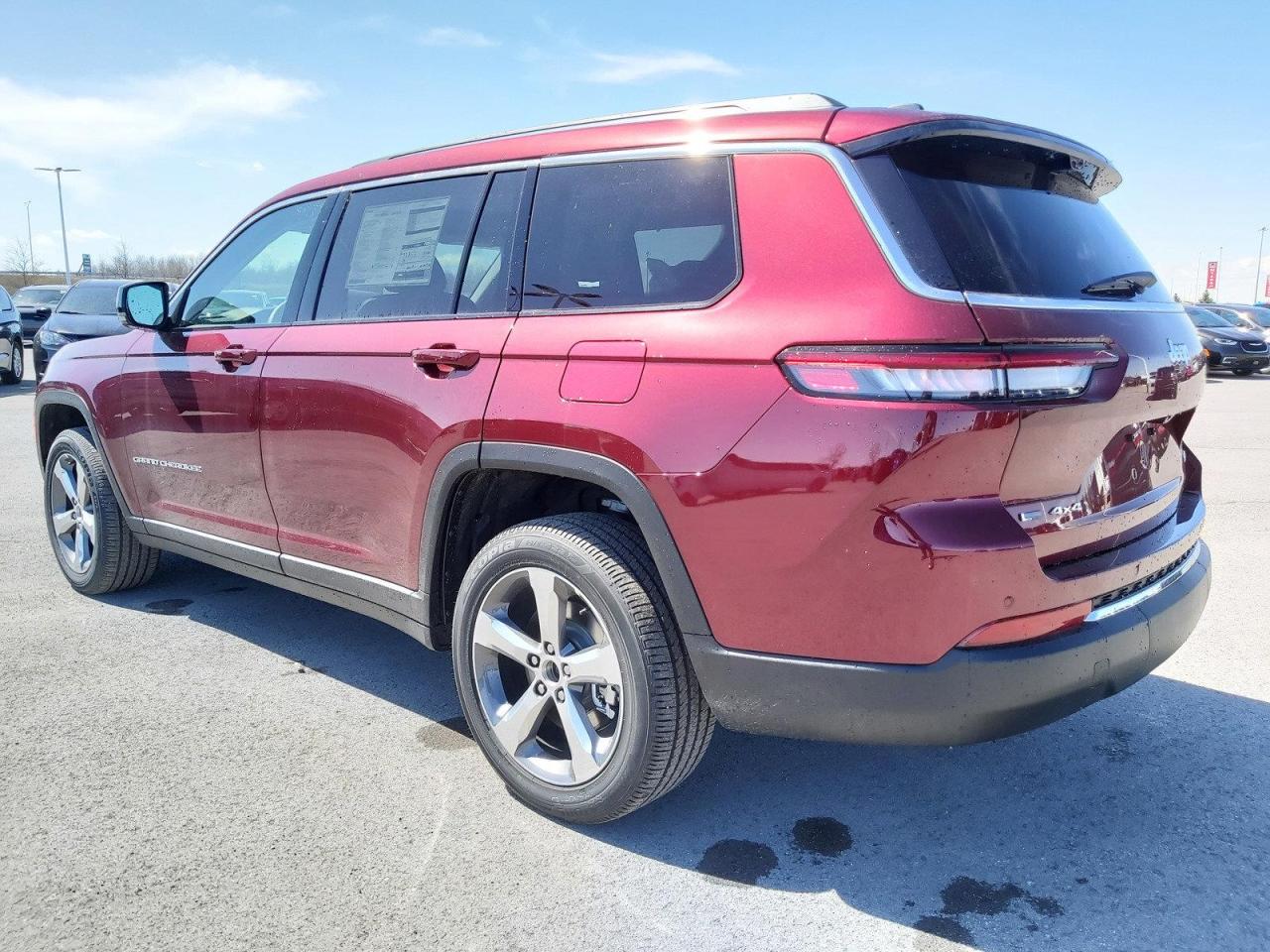 2022 Jeep Grand Cherokee L Limited Photo4