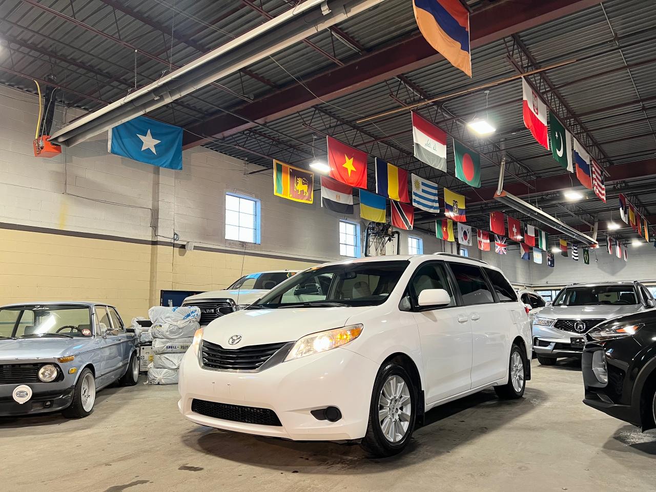 2012 Toyota Sienna 5DR V6 LE 7-PASS AWD - Photo #1