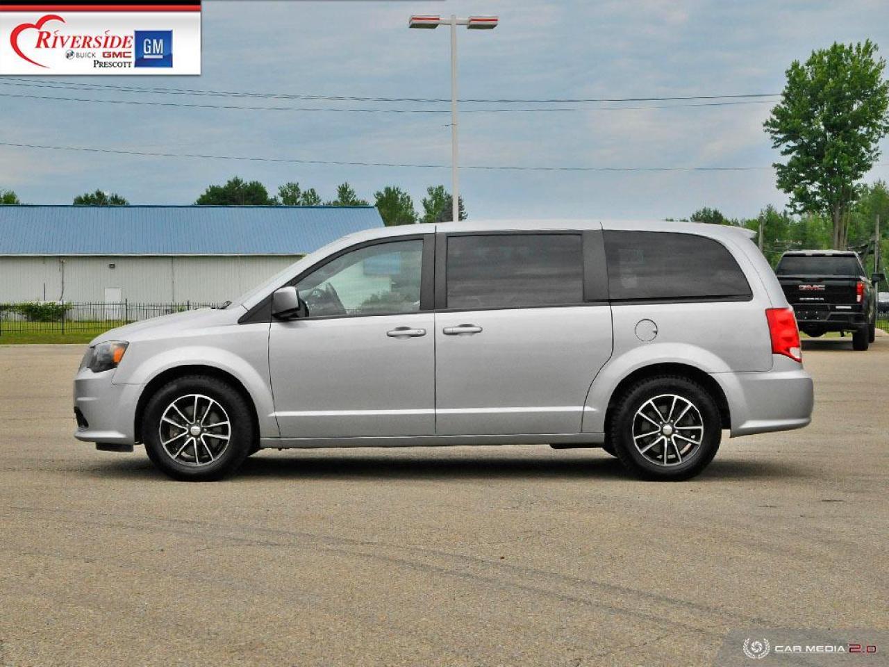 2019 Dodge Grand Caravan GT Photo2