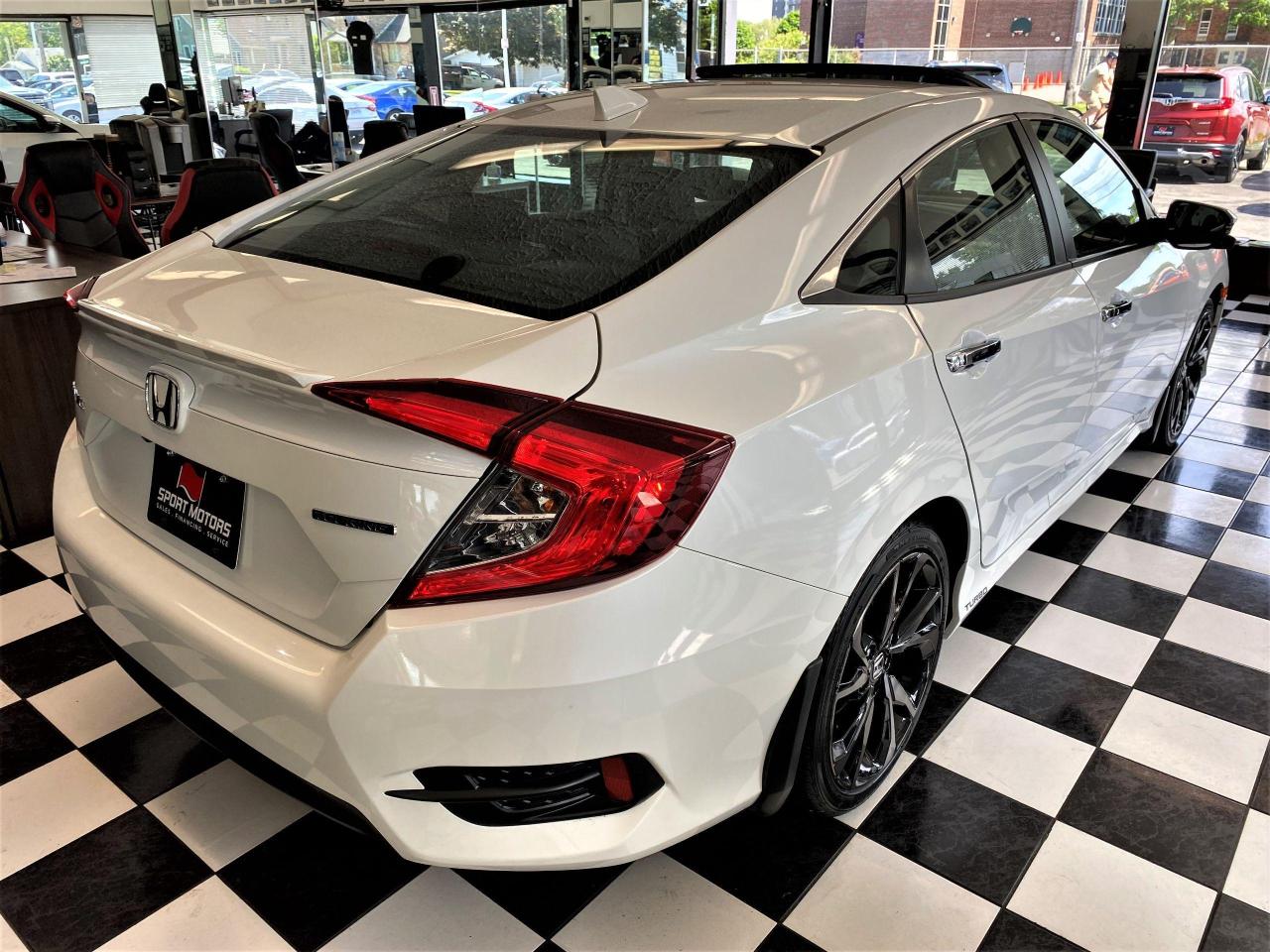 2018 Honda Civic Touring+Leather+Roof+WirelessCharging+CLEAN CARFAX Photo4