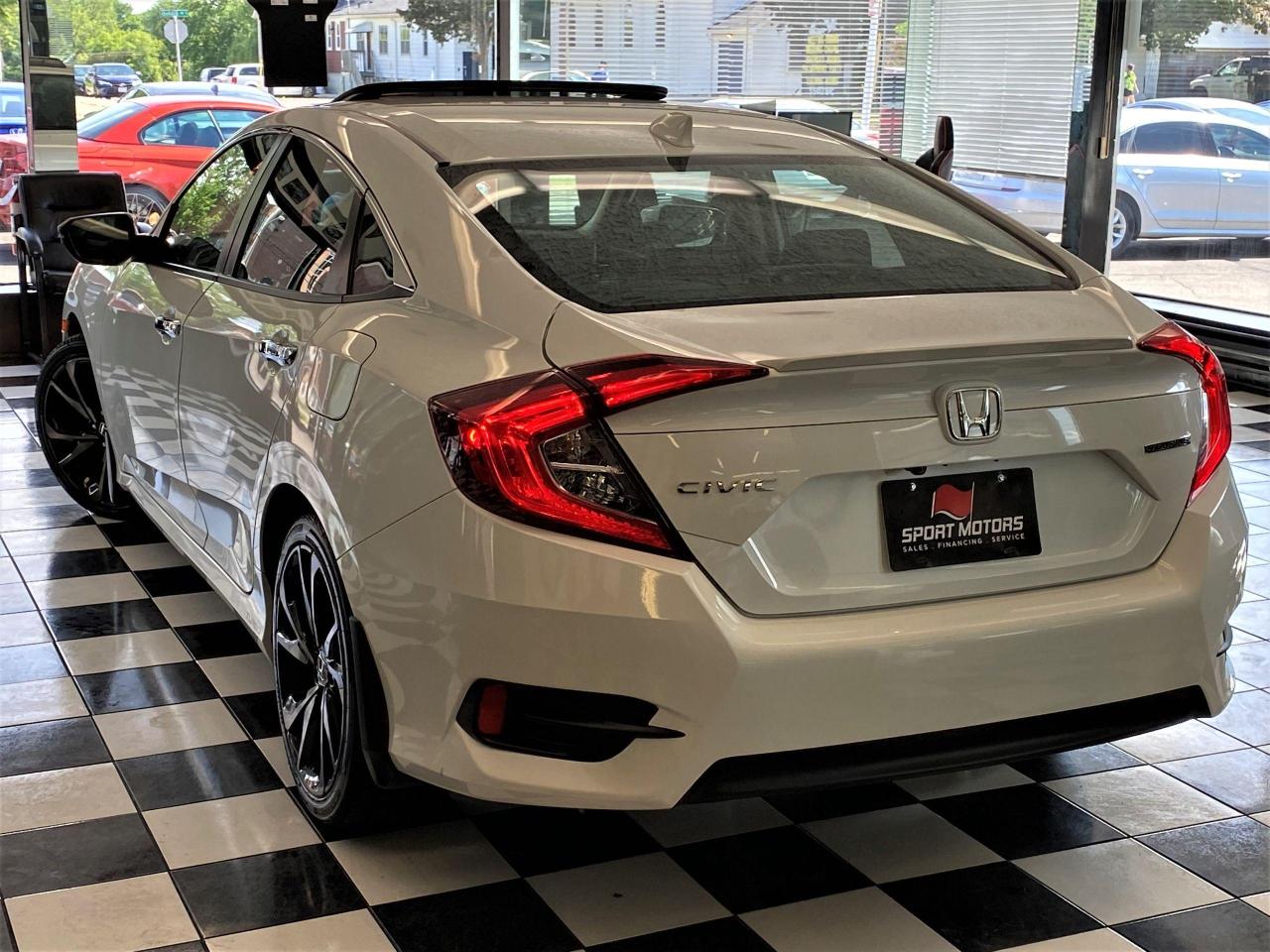 2018 Honda Civic Touring+Leather+Roof+WirelessCharging+CLEAN CARFAX Photo15