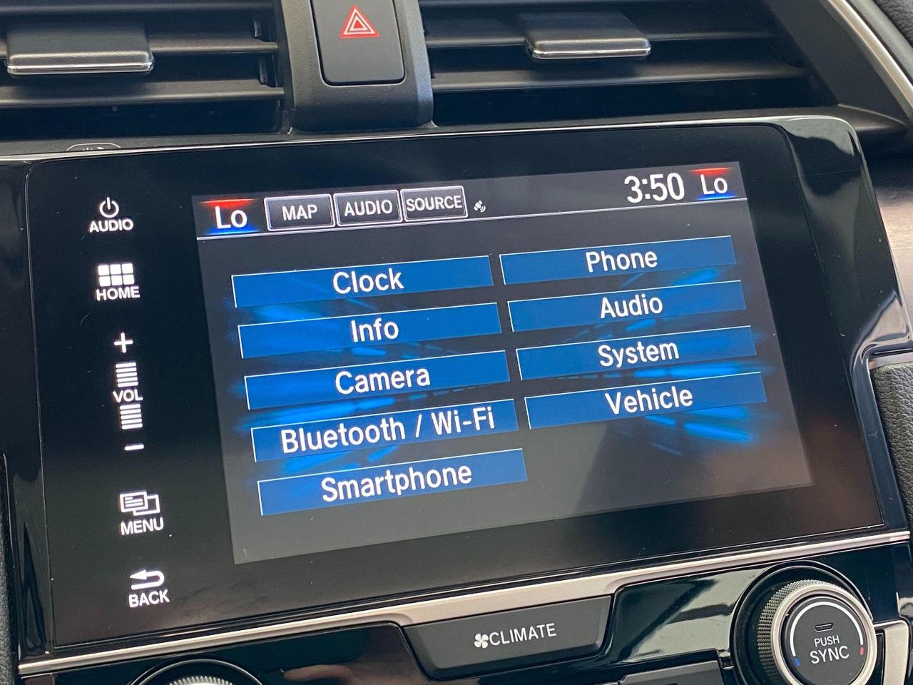 2018 Honda Civic Touring+Leather+Roof+WirelessCharging+CLEAN CARFAX - Photo #35