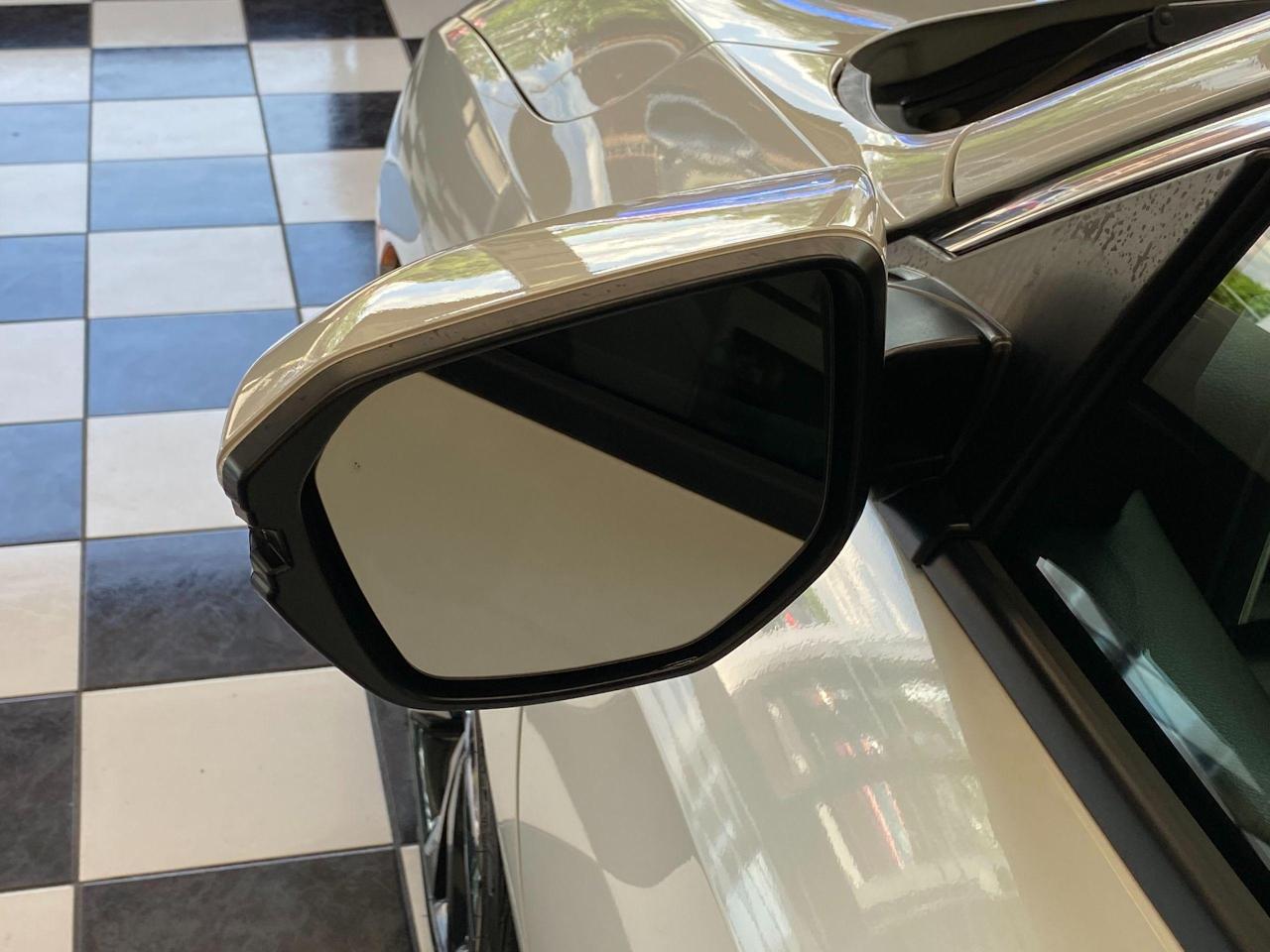 2018 Honda Civic Touring+Leather+Roof+WirelessCharging+CLEAN CARFAX Photo63