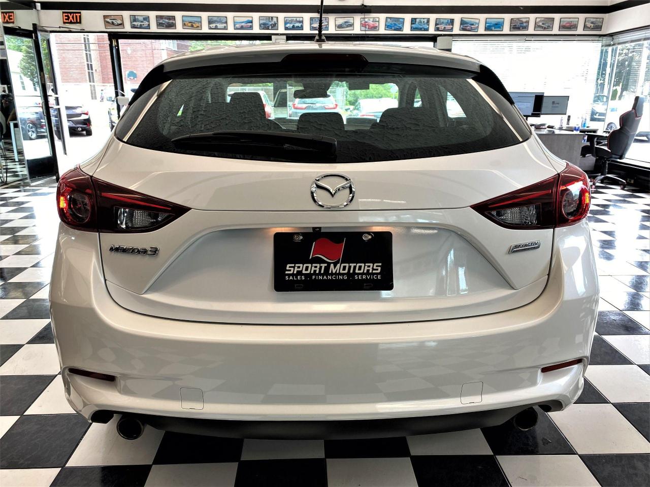 2018 Mazda MAZDA3 Sport Hatch+GPS+Camera+Brake Support+CLEAN CARFAX - Photo #3