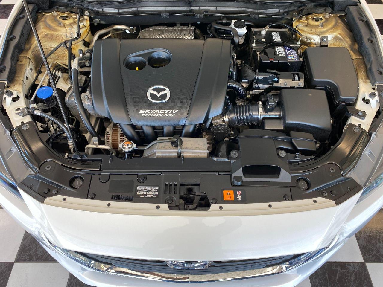 2018 Mazda MAZDA3 Sport Hatch+GPS+Camera+Brake Support+CLEAN CARFAX - Photo #7