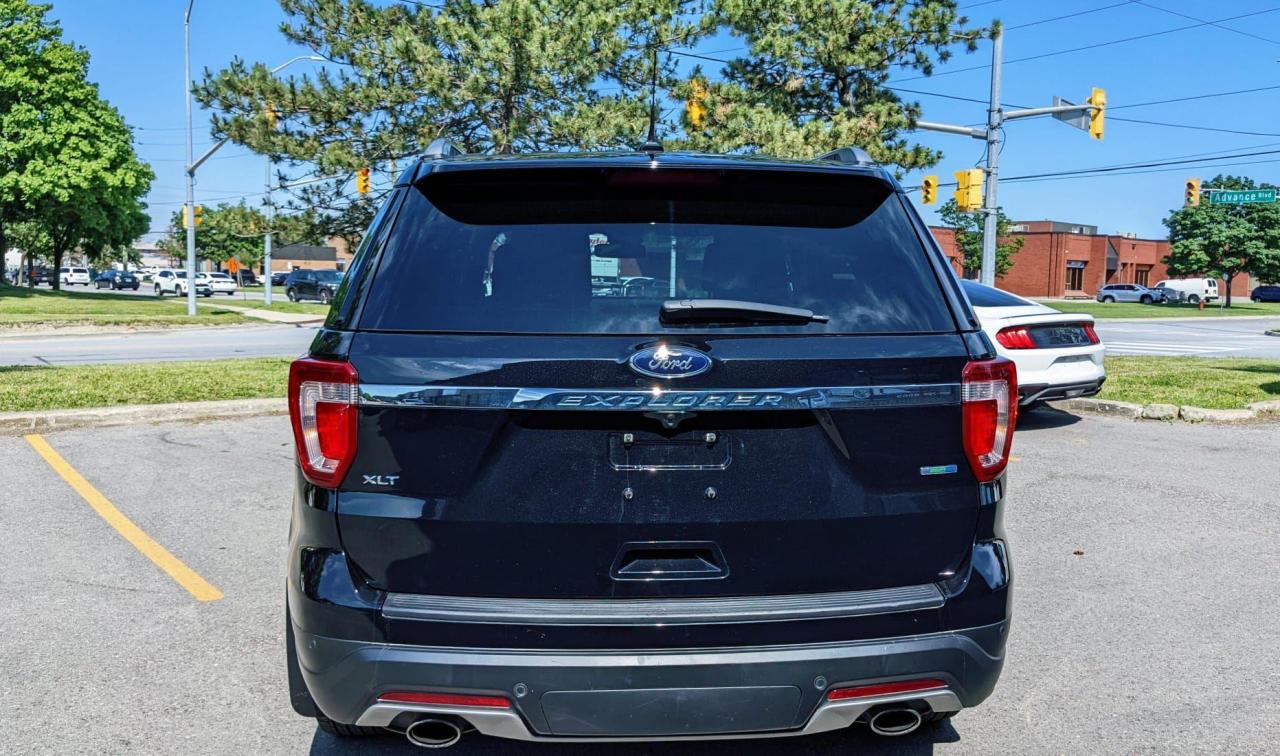 2019 Ford Explorer XLT 4WD Photo4