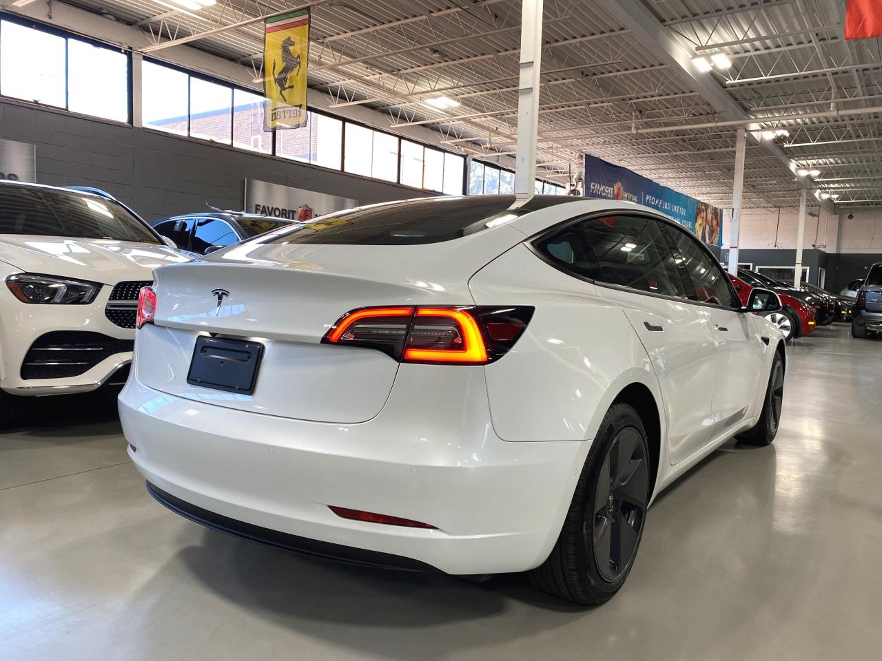 2022 Tesla Model 3 STANDARD RANGE|NAV|AUTOPILOT|ALLHEATEDSEATS|HIFI|+ - Photo #5