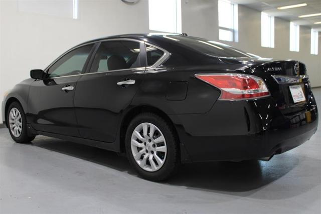 2015 Nissan Altima Sedan 2.5 S CVT