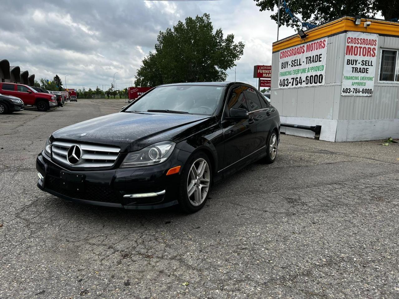 2012 Mercedes-Benz C-Class C300 | LUXURY PACK | 4MATIC | EVERYONE APPROVED! - Photo #1