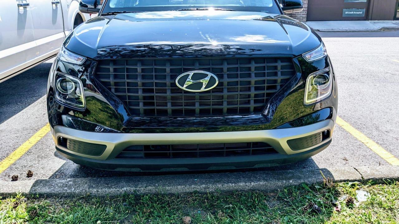 2021 Hyundai Venue Essential IVT Photo4