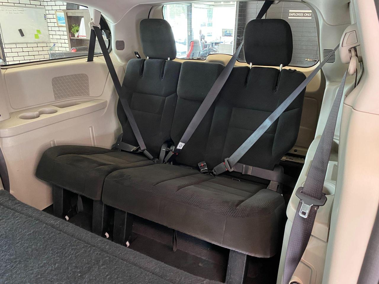 2015 Dodge Grand Caravan CVP+Cruise Control+A/C Photo25