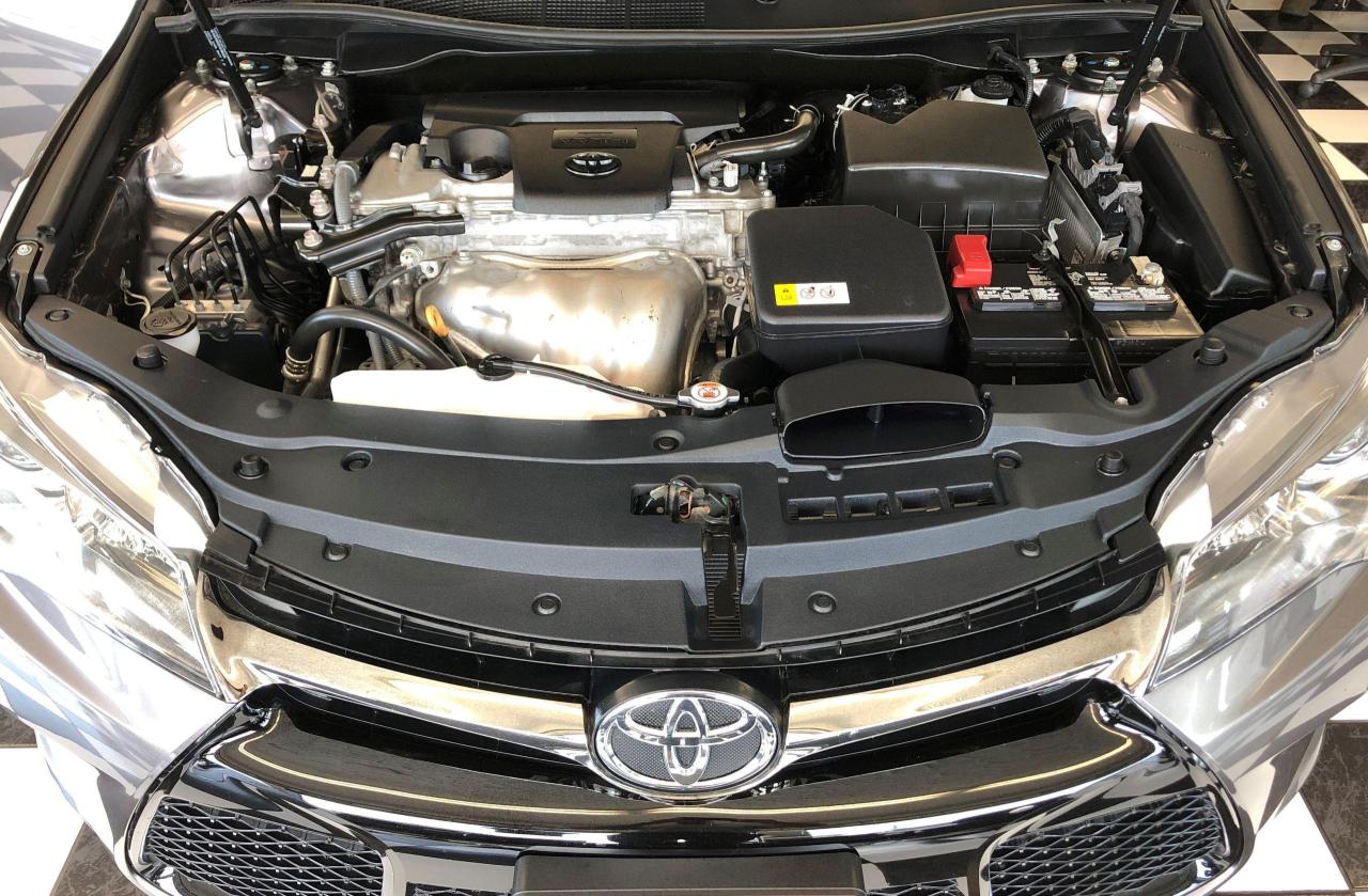 2017 Toyota Camry SE+Camera+Bluetooth+Heated Seats+CLEAN CARFAX - Photo #7