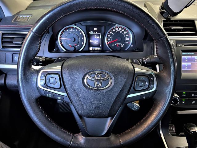 2017 Toyota Camry SE+Camera+Bluetooth+Heated Seats+CLEAN CARFAX Photo9