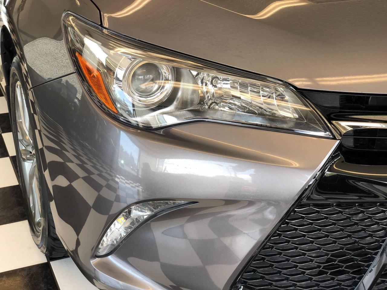 2017 Toyota Camry SE+Camera+Bluetooth+Heated Seats+CLEAN CARFAX Photo37