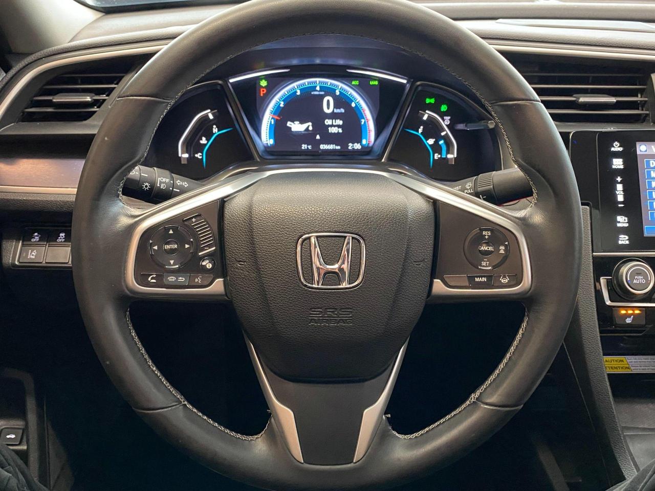 2018 Honda Civic Touring+Leather+Roof+WirelessCharging+CLEAN CARFAX - Photo #9