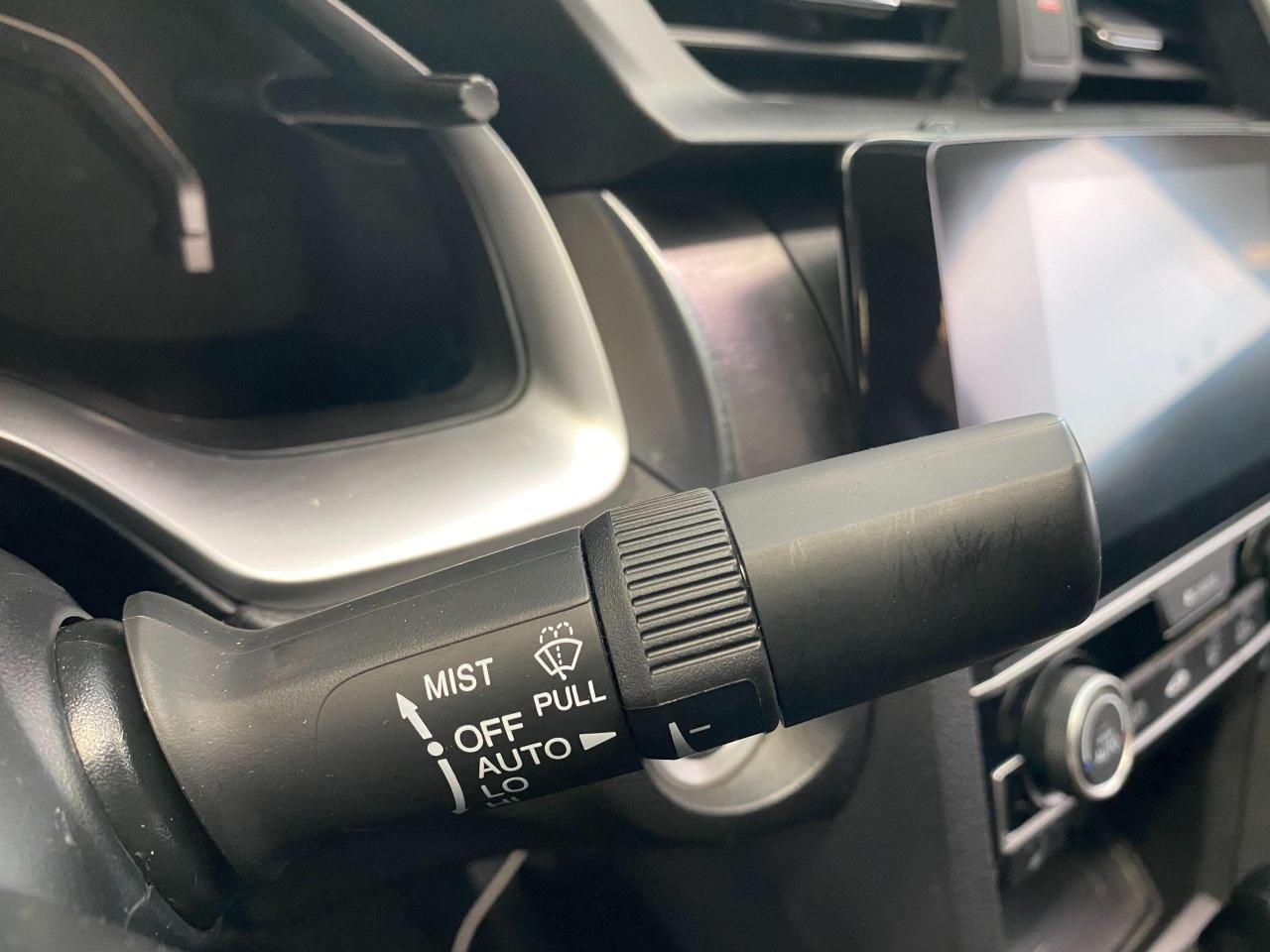 2018 Honda Civic Touring+Leather+Roof+WirelessCharging+CLEAN CARFAX Photo54