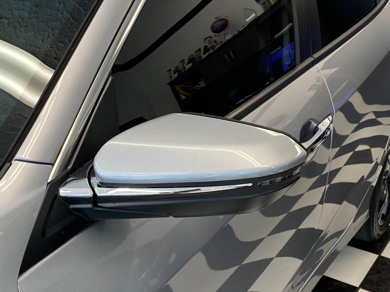 2018 Honda Civic Touring+Leather+Roof+WirelessCharging+CLEAN CARFAX Photo62
